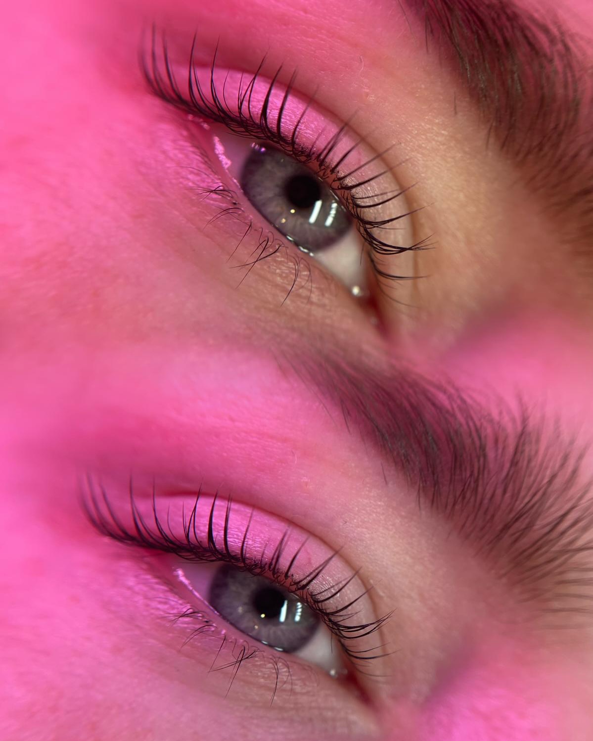 Rzęsy Hollywood – efekt wow